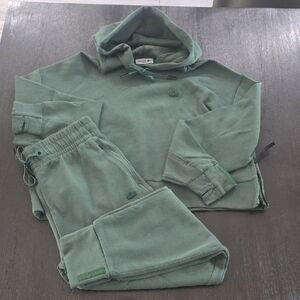Pre-Loved Lacoste Women's Jogger Set In Sage green - Top 42 / Bottom 38